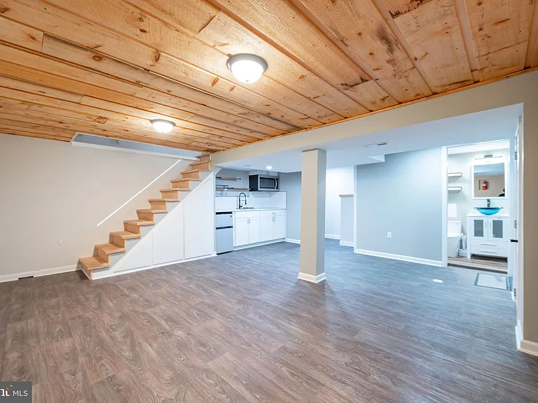 11419 Greenberry Rd — Photo 32