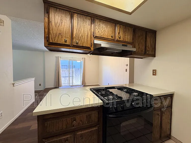 324 Felton Way — Photo 12