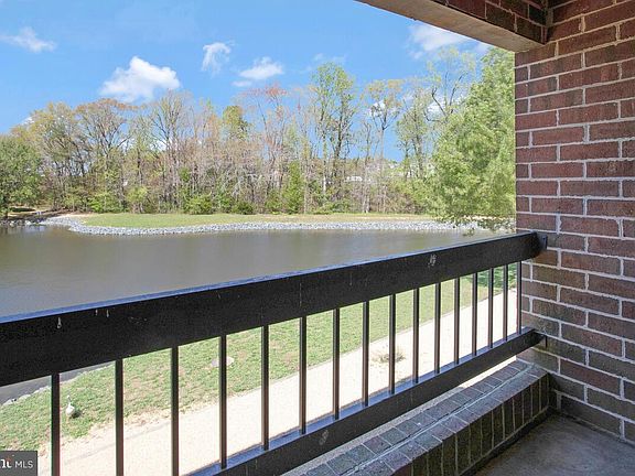 5th image of 44788 Locust Ridge Ct #6A