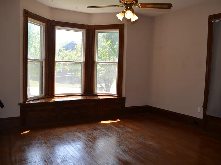 2041 Washington Ave #1 — Photo 11