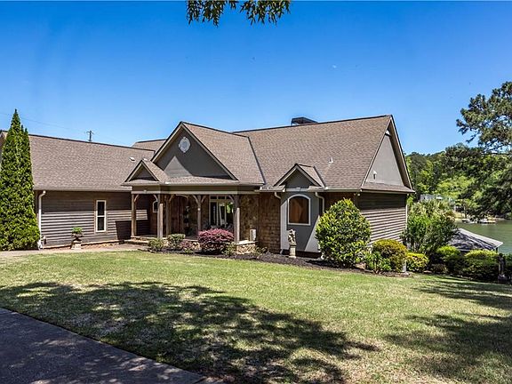 2nd image of 286 Lee Road 796
