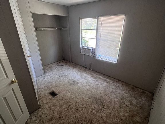 3rd image of 101 Faye Ave #21