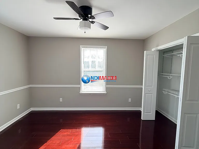 147 N Main St #B — Photo 5