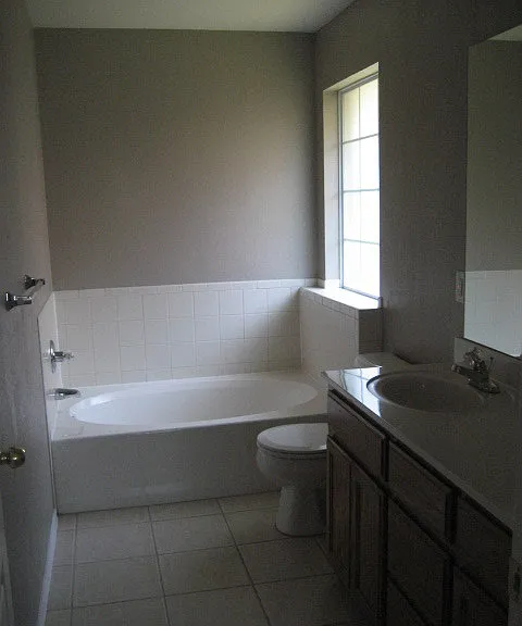 1118 Barbary Dr — Photo 6