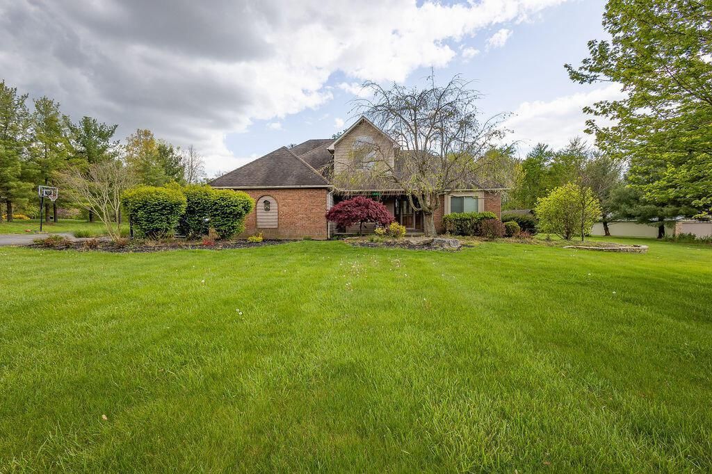 Real estate listing image