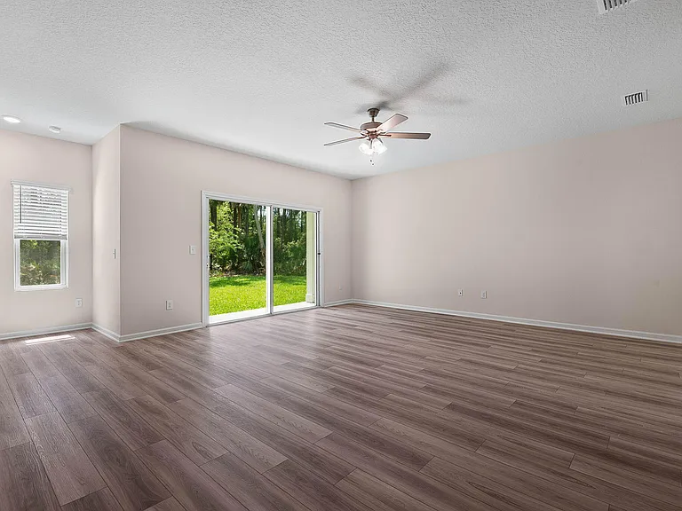 46 Poplar Dr — Photo 6