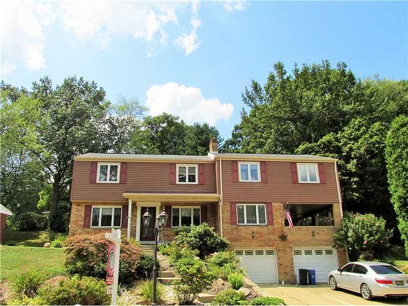 1st image of 114 Thornwood Dr