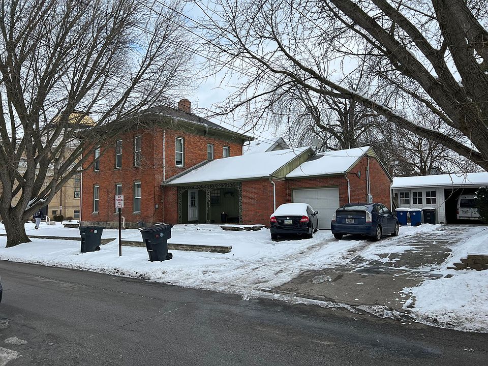 1st image of 304 E Court St