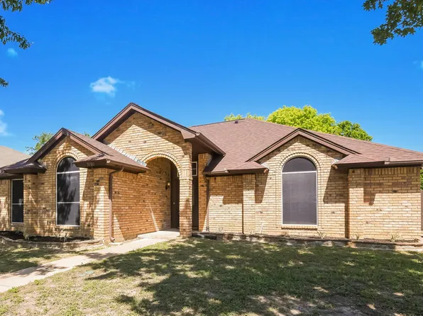 5900 Ravenya St, Fort Worth, TX 76179