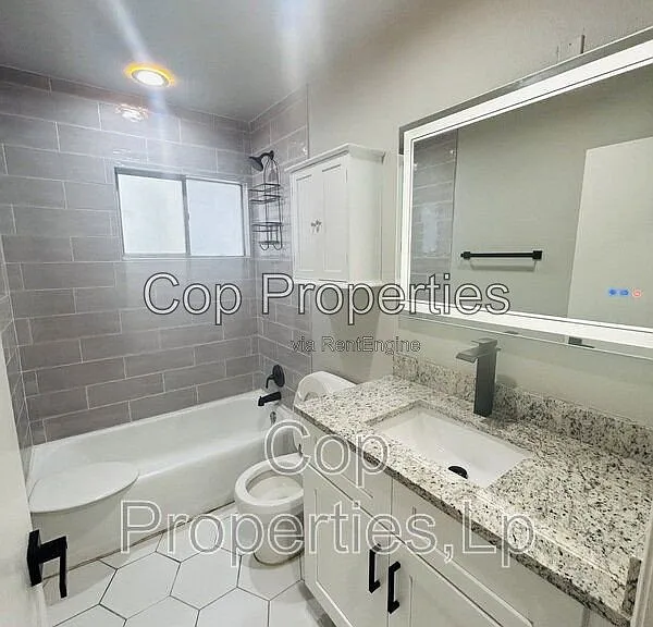 2914 Greenacres St — Photo 15