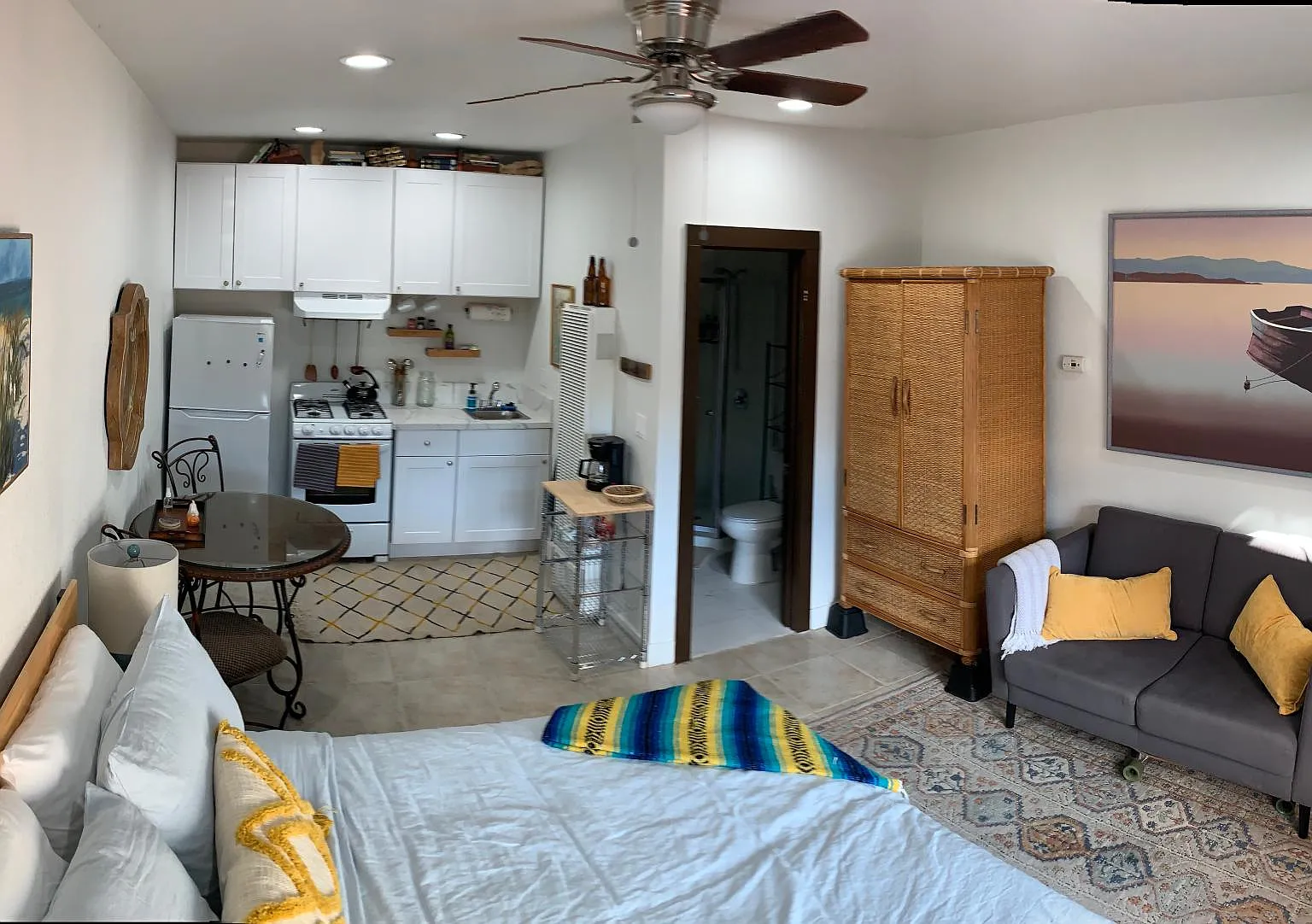 4094 Myrtle Ave — Photo 1