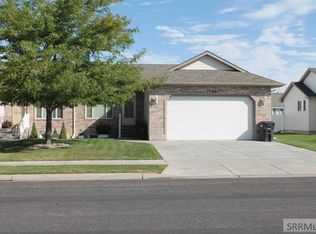 3741 E Briar Creek Ln, Ammon, ID 83406