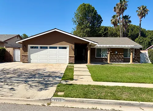 1118 Zircon St Photo 1