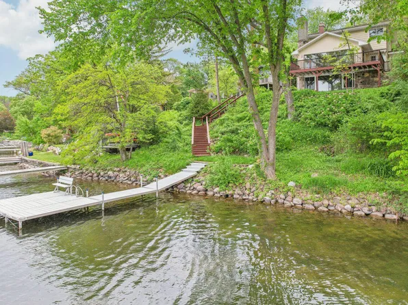W1252 South Shore DRIVE, Palmyra, WI 53156