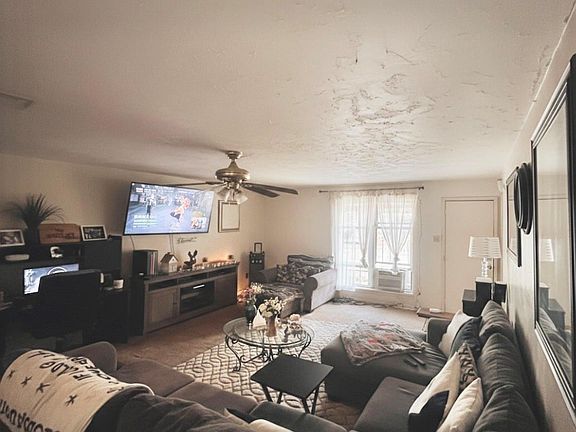 5th image of 705 Phyllis Ct