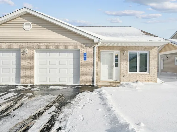 504 Sunview Cir, Latrobe, PA 15650