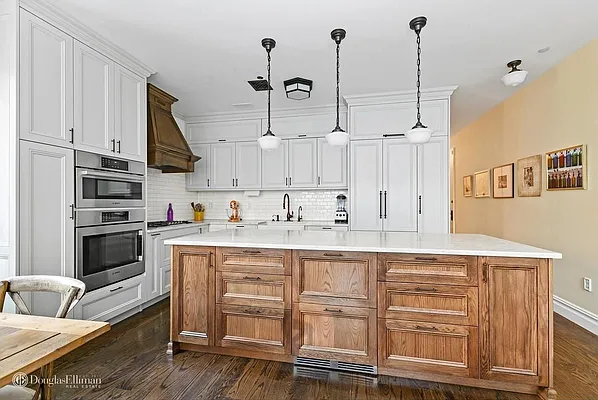 Rented by Douglas Elliman | media 30