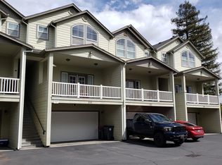 252 Hiatt Ln, Central Point, OR 97502