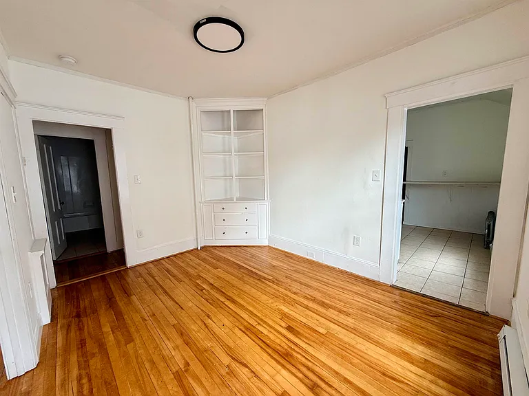 28 Brook St #2 — Photo 13