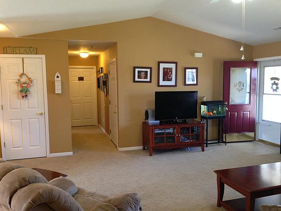 4th image of 2810 E Buffalo Dr