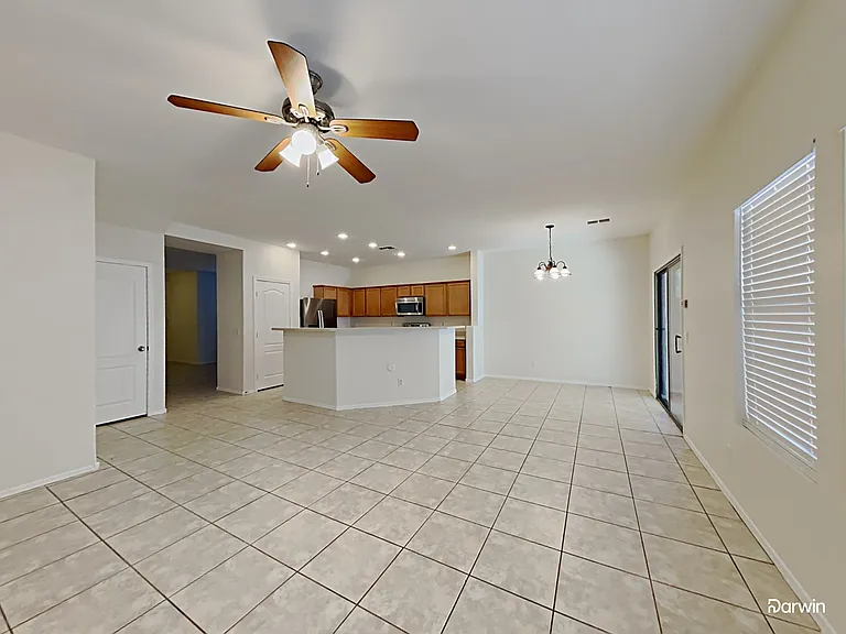 739 N 112th Dr — Photo 5