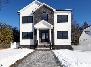 126 Ploch Rd, Clifton, NJ 07013