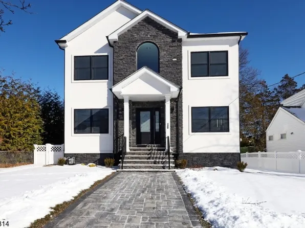 126 Ploch Rd, Clifton City, NJ 07013