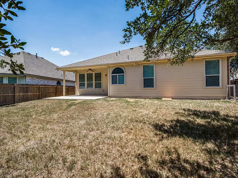 8726 Redwood Bnd — Photo 23