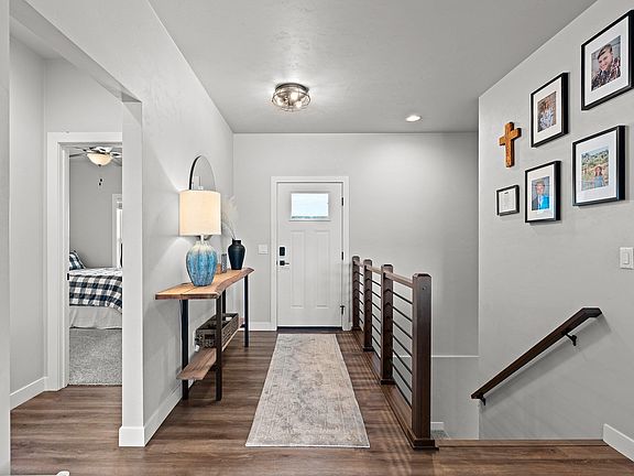 2nd image of 2950 E Turquoise Ln