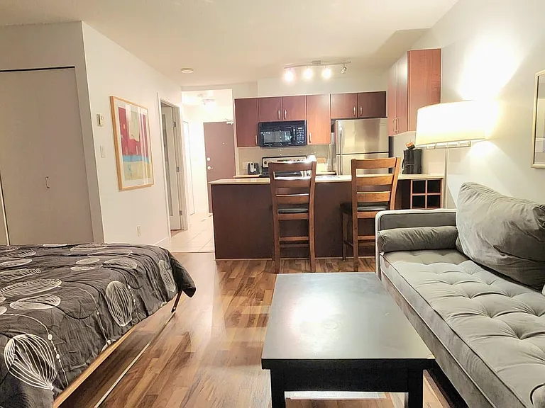 610 Granville St #1712 — Photo 3