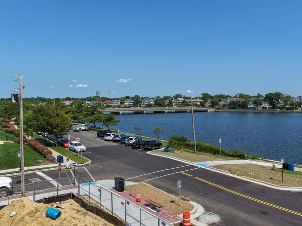 202 Deal Lake Dr #U-107, Asbury Park, NJ 07712