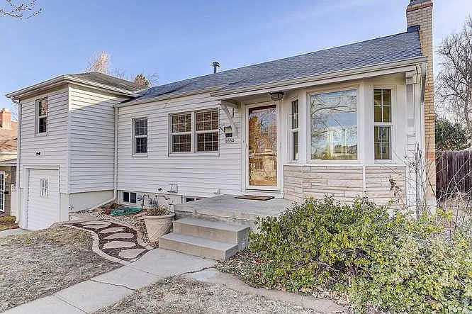 2530 S Marion St — Photo 1