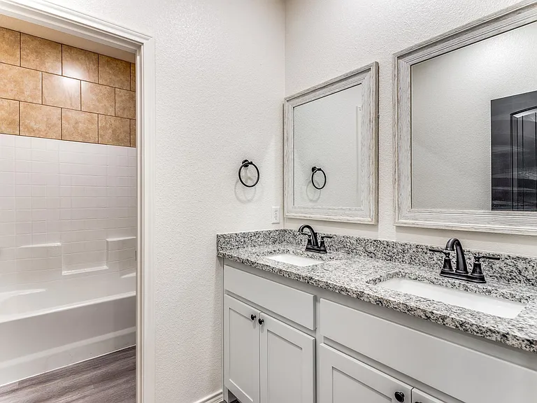 112 Dealva Ct — Photo 23