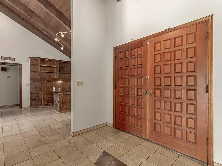 805 W Toledo St — Photo 5