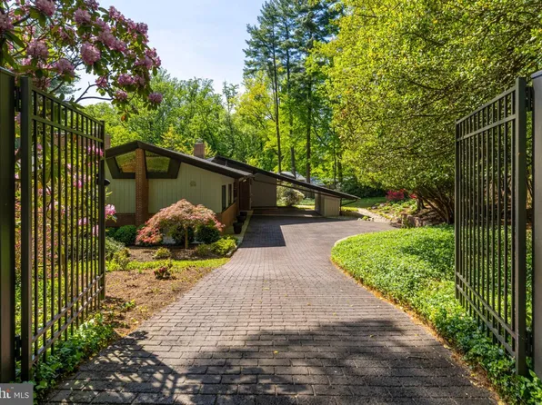 1034 Dixon Ln, Rydal, PA 19046