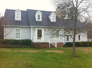 1700 Banoak Ct, High Point, NC 27265