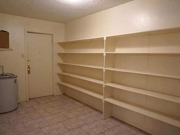 7515 Foss Mdws — Photo 16