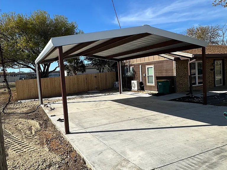 103 N Lovers Ln #A — Photo 2