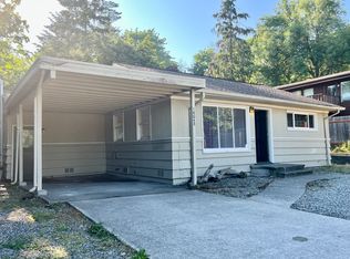 16043 Sylvester Rd SW, Burien, WA 98166
