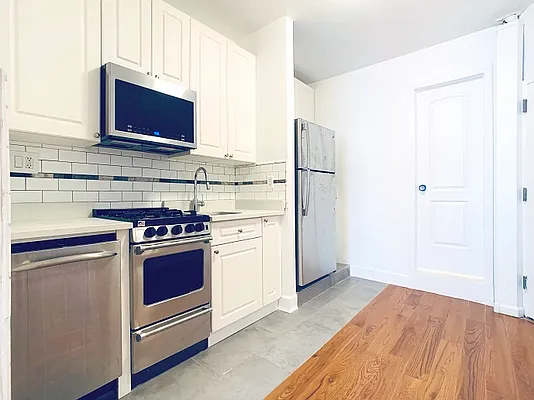 Rented by City Connections Realty | media 12