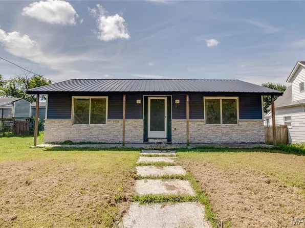 390 Dorsey Rd, Gillespie, IL 62033