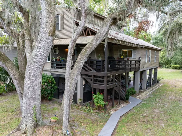 631 NE Gold Dust Rd, Branford, FL 32008