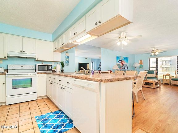5th image of 1505 Salter Path Road #133