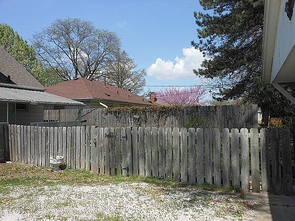 2nd image of 2228 N Elmwood Ave