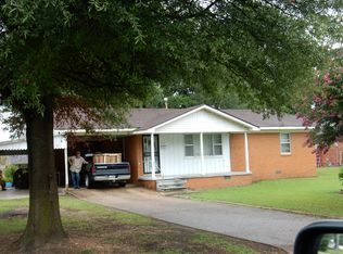 117 N Ballard St, Rector, AR 72461
