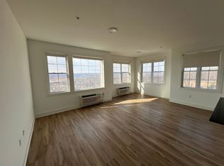 430 Cliff St #3, Fairview, NJ 07022