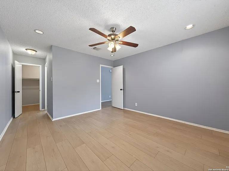 2415 Moss Ter — Photo 17