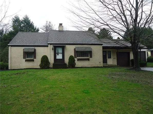 173 College Ave, Greenville, PA 16125