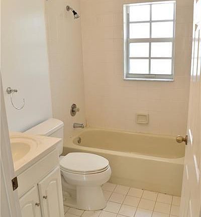 4th image of 8978 NW 53rd St