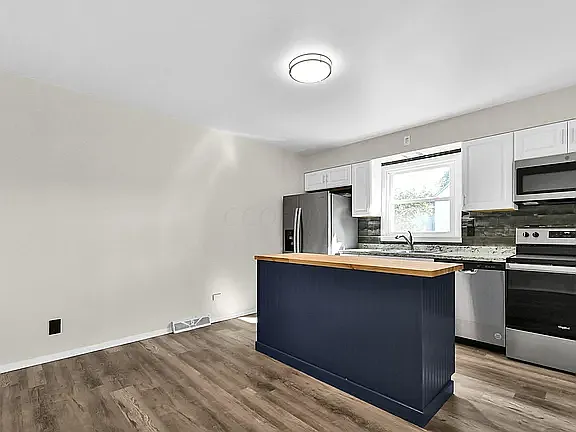 200 Sycamore St — Photo 9